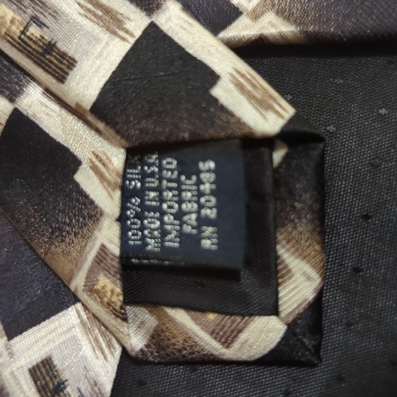 Stafford Executive Brown Hand Made 100% Silk Tie - Picture 4 of 6